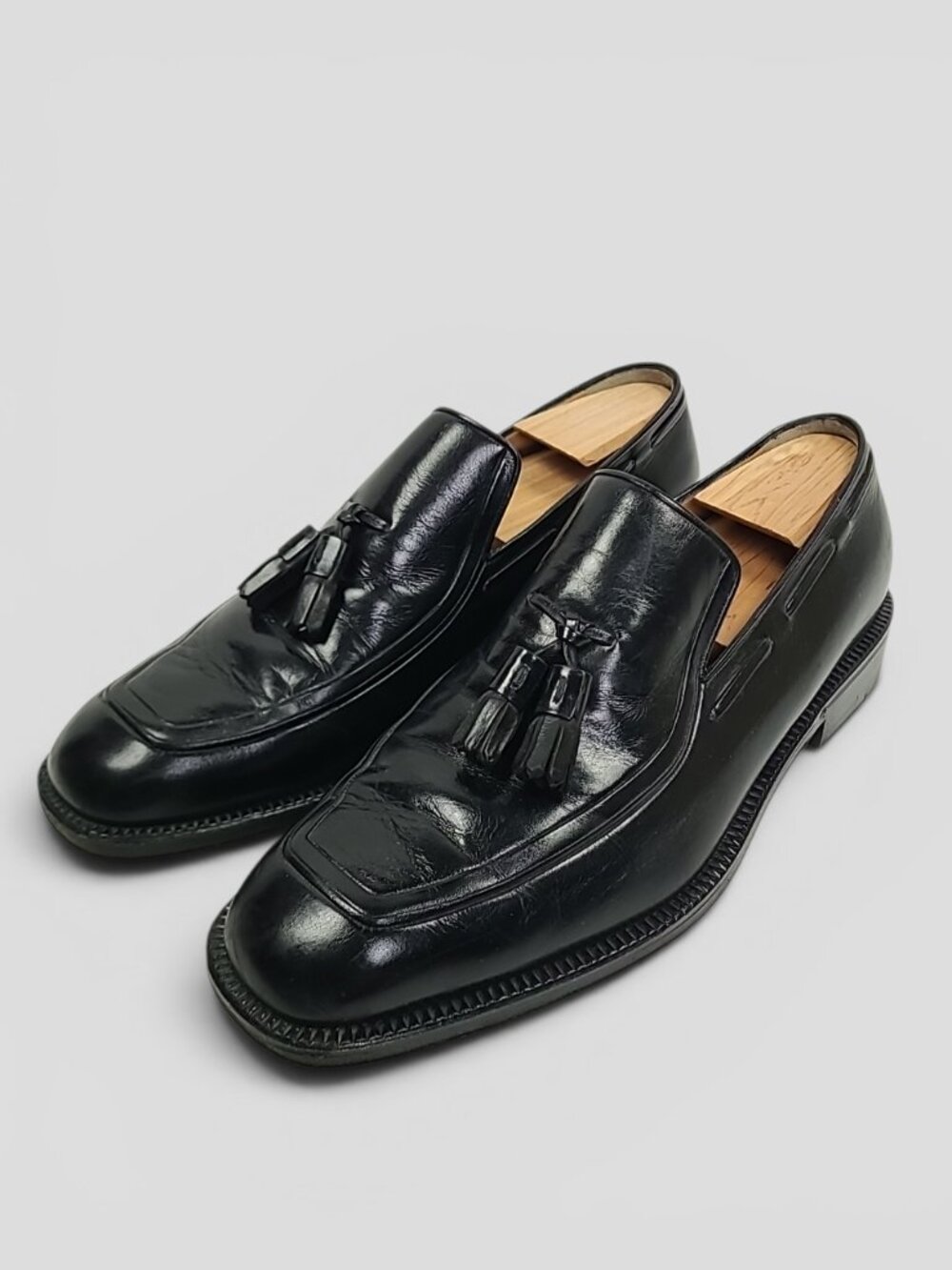 A. Testoni vintage tassel loafers model 10758 in a size 8.5 (8H).